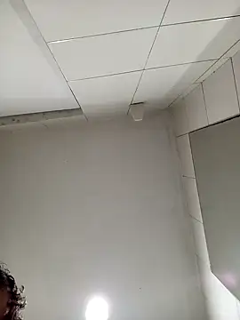 weedmanhot28 online show from 29, 1, 2025