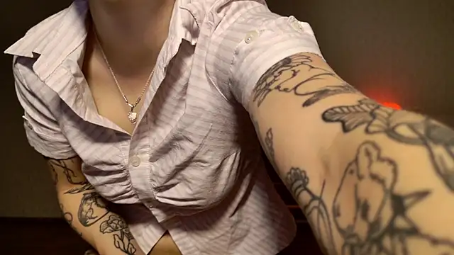 Snapshot of MazzyDoll chatting on 9, 5, 2026 MazzyDoll online show from 9, 5, 2026