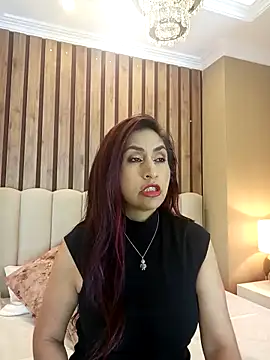 MonicaMoret online show from 3, 3, 2025