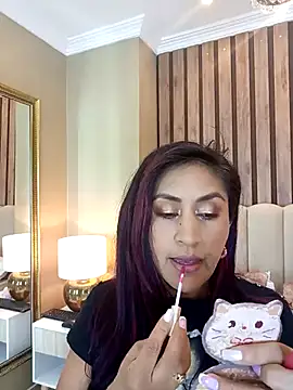 MonicaMoret online show from 19, 3, 2025