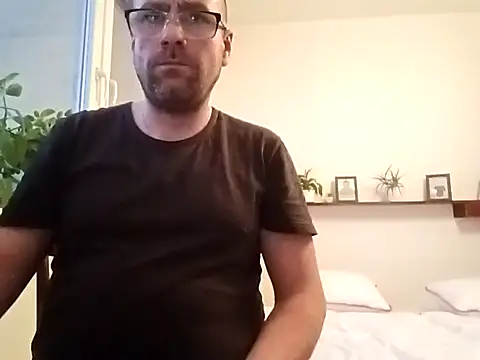 Snapshot of amok0 chatting on 3, 3, 2025 amok0 online show from 3, 3, 2025