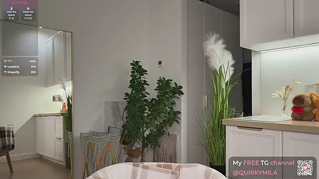 Snapshot of _milka_ chatting on 15, 10, 2025 milka online show from 15, 10, 2025