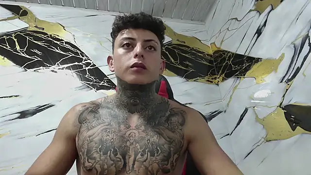 Snapshot of Kevin22_222 chatting on 7, 1, 2025 Kevin22 222 online show from 7, 1, 2025