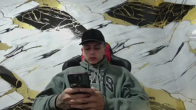 Snapshot of Kevin22_222 chatting on 9, 1, 2025 Kevin22 222 online show from 9, 1, 2025