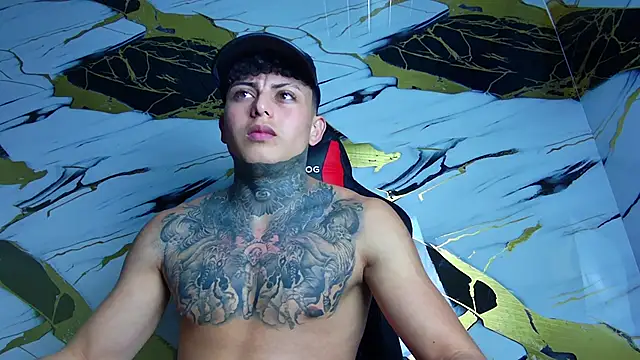 Snapshot of Kevin22_222 chatting on 29, 1, 2025 Kevin22 222 online show from 29, 1, 2025