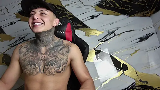 Snapshot of Kevin22_222 chatting on 30, 1, 2025 Kevin22 222 online show from 30, 1, 2025