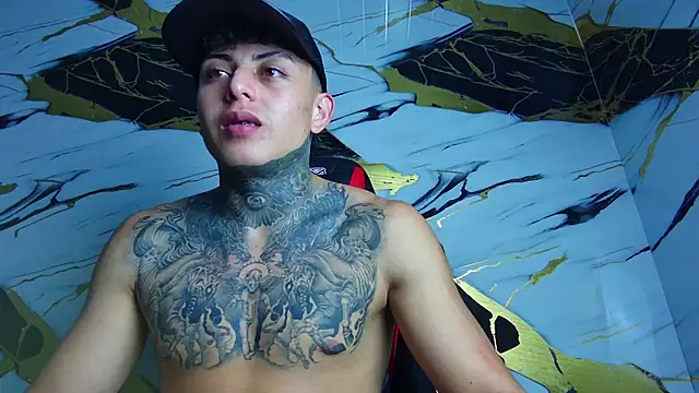 Snapshot of Kevin22_222 chatting on 30, 1, 2025 Kevin22 222 online show from 30, 1, 2025