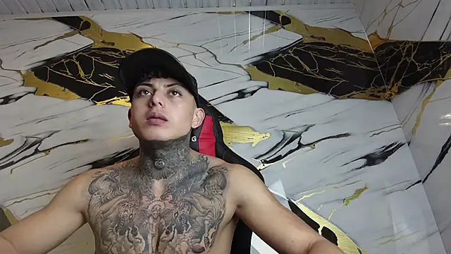 Snapshot of Kevin22_222 chatting on 31, 1, 2025 Kevin22 222 online show from 31, 1, 2025