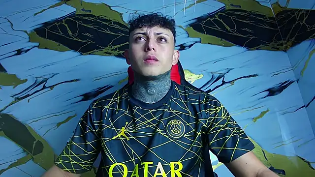 Snapshot of Kevin22_222 chatting on 6, 2, 2025 Kevin22 222 online show from 6, 2, 2025