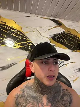 Snapshot of Kevin22_222 chatting on 8, 2, 2025 Kevin22 222 online show from 8, 2, 2025