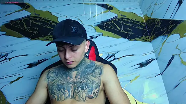 Snapshot of Kevin22_222 chatting on 17, 3, 2025 Kevin22 222 online show from 17, 3, 2025