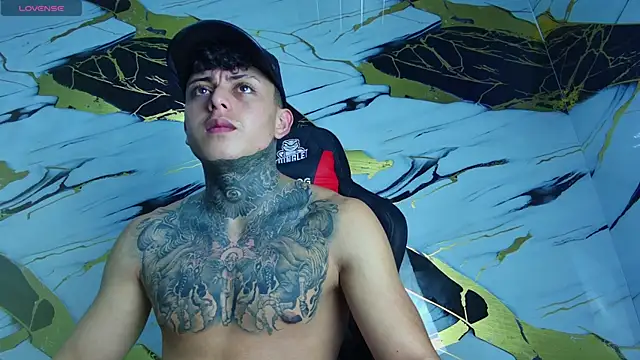 Snapshot of Kevin22_222 chatting on 23, 3, 2025 Kevin22 222 online show from 23, 3, 2025