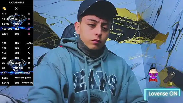 Snapshot of Kevin22_222 chatting on 27, 9, 2025 Kevin22 222 online show from 27, 9, 2025