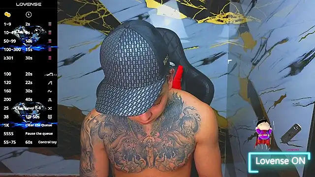 Snapshot of Kevin22_222 chatting on 20, 11, 2025 Kevin22 222 online show from 20, 11, 2025