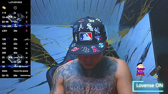 Snapshot of Kevin22_222 chatting on 24, 11, 2025 Kevin22 222 online show from 24, 11, 2025