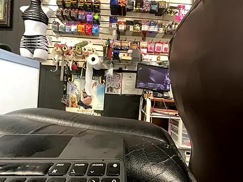 Snapshot of RawRyder8 chatting on 7, 11, 2025 RawRyder8 online show from 7, 11, 2025