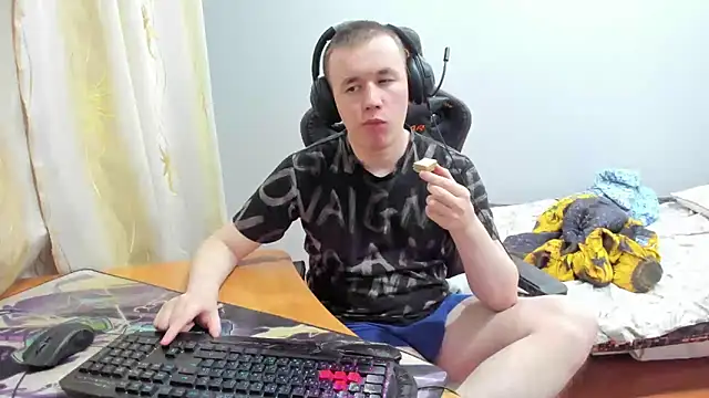 iliaskrislove online show from 8, 10, 2025