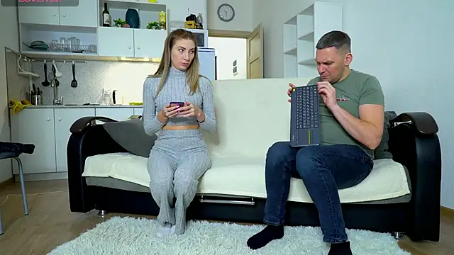 Snapshot of littlesweettifany chatting on 1, 12, 2024 littlesweettifany online show from 1, 12, 2024