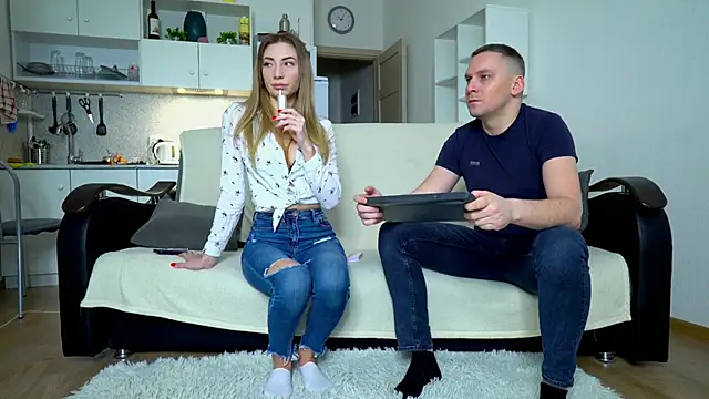 Snapshot of littlesweettifany chatting on 21, 1, 2025 littlesweettifany online show from 21, 1, 2025