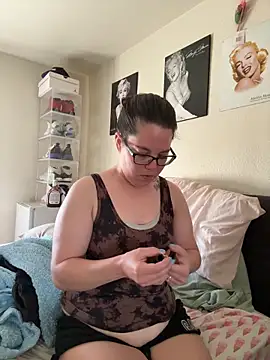 FreakNastyLacie online show from 18, 5, 2026