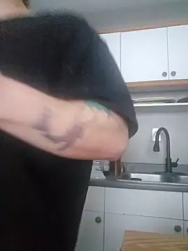 Snapshot of notsure353 chatting on 11, 2, 2025 notsure353 online show from 11, 2, 2025