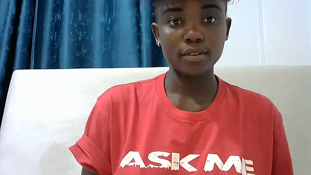 Snapshot of Latiffagodess chatting on 7, 11, 2025 Latiffagodess online show from 7, 11, 2025