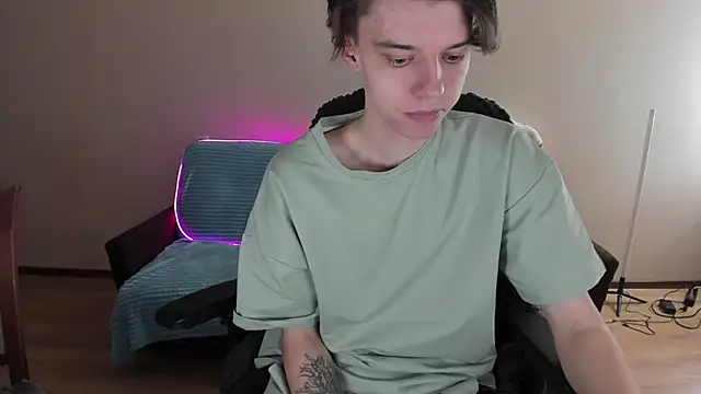 Liam sexy1 online show from 6, 1, 2025