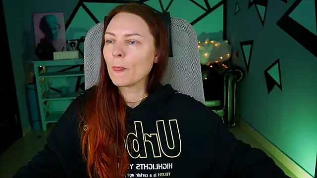 Snapshot of VandaRossi chatting on 12, 1, 2025 VandaRossi online show from 12, 1, 2025