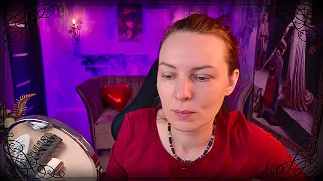 Snapshot of VandaRossi chatting on 14, 10, 2025 VandaRossi online show from 14, 10, 2025