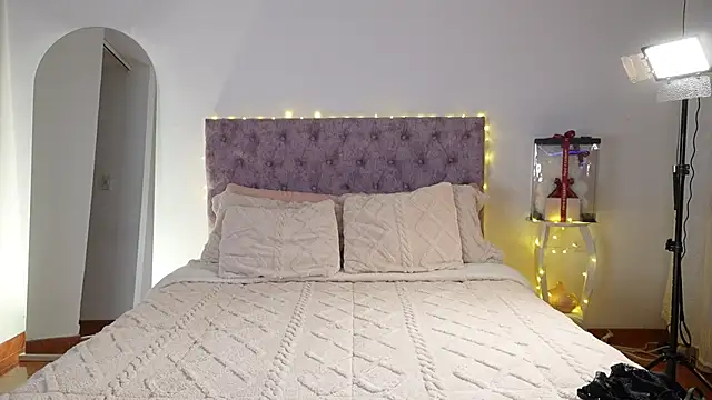 Snapshot of samantha_evans2 chatting on 15, 2, 2026 samantha evans2 online show from 15, 2, 2026