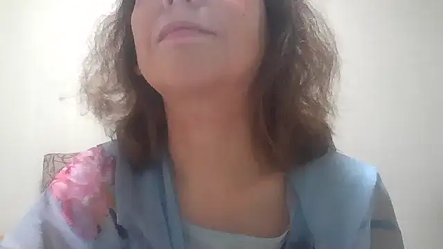 HollyJewel online show from 4, 11, 2025