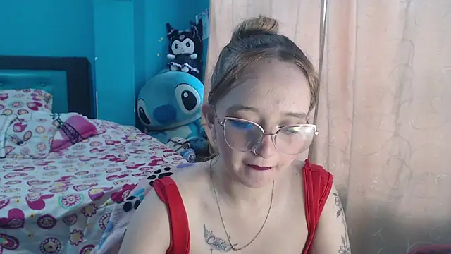 Liaroberts1 online show from 26, 2, 2025