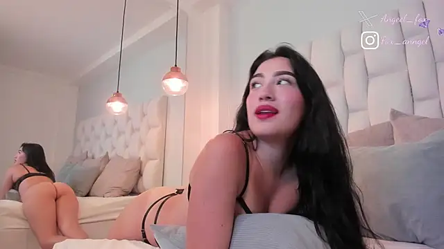 Snapshot of angeel_fox chatting on 21, 12, 2024 angeel fox online show from 21, 12, 2024