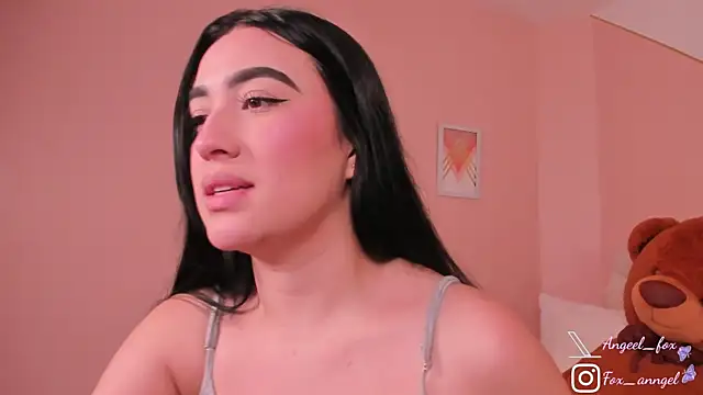 Snapshot of angeel_fox chatting on 27, 9, 2025 angeel fox online show from 27, 9, 2025