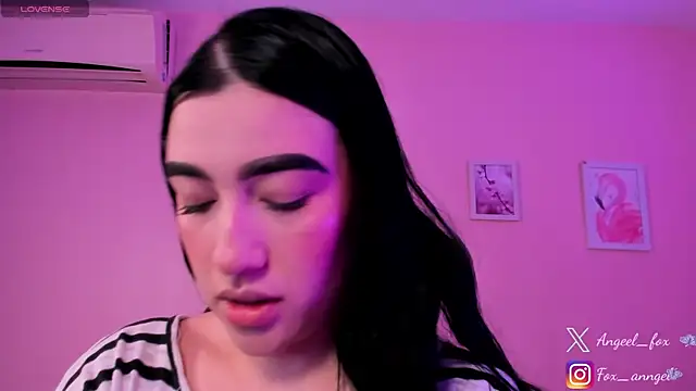 angeel fox online show from 11, 4, 2026