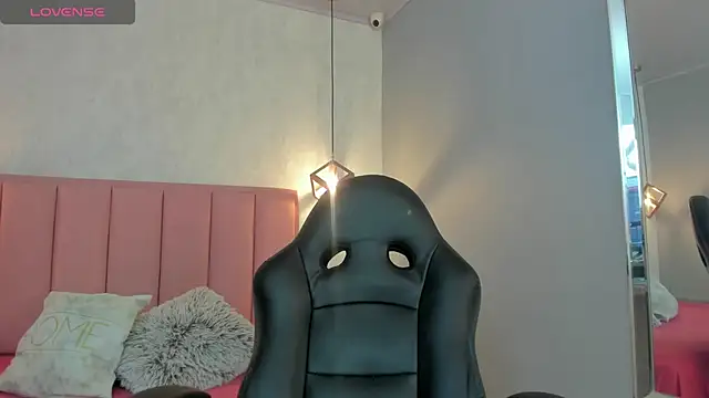 Snapshot of SUNNYCYRUS chatting on 23, 9, 2025 SUNNYCYRUS online show from 23, 9, 2025