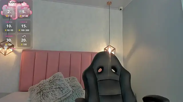 Snapshot of SUNNYCYRUS chatting on 15, 10, 2025 SUNNYCYRUS online show from 15, 10, 2025