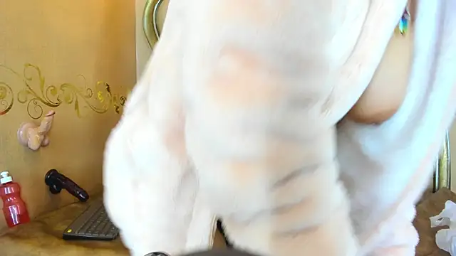 Snapshot of Celeste_Baker_ chatting on 17, 2, 2025 Celeste Baker online show from 17, 2, 2025