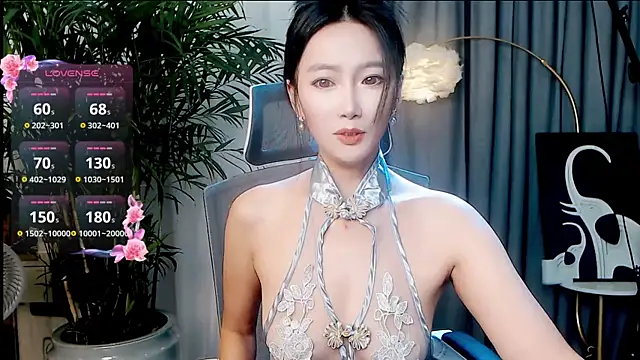 Snapshot of FeiFei-babe chatting on 10, 10, 2025 FeiFei-babe online show from 10, 10, 2025