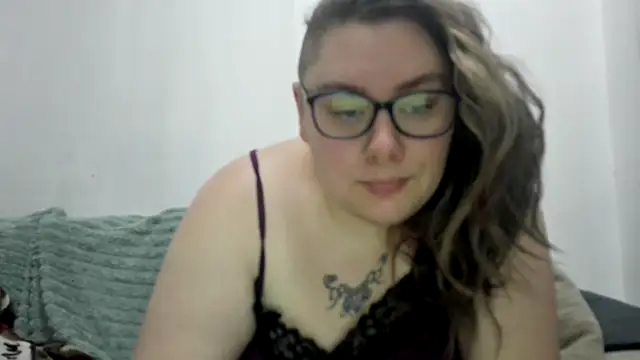 Snapshot of Bustycurves chatting on 13, 1, 2026 Bustycurves online show from 13, 1, 2026