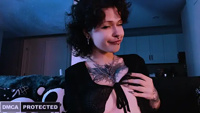 NaughtyLittleFox online show from 5, 2, 2026