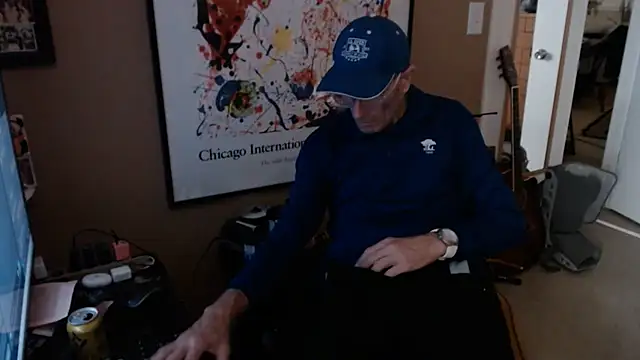 Snapshot of Richard_Dixon chatting on 25, 7, 2026 Richard Dixon online show from 25, 7, 2026