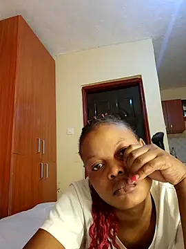 Snapshot of Freya_004 chatting on 29, 11, 2025 Freya 004 online show from 29, 11, 2025