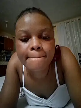 Snapshot of Freya_004 chatting on 30, 11, 2025 Freya 004 online show from 30, 11, 2025