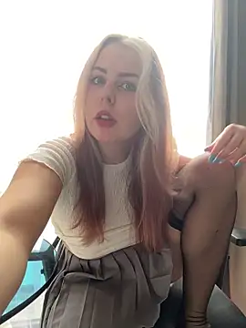 Snapshot of Livewithlucy chatting on 17, 1, 2025 Livewithlucy online show from 17, 1, 2025