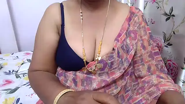Snapshot of Janavi-janu chatting on 9, 3, 2025 Janavi-janu online show from 9, 3, 2025