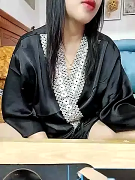 Snapshot of cream1299 chatting on 18, 2, 2025 cream1299 online show from 18, 2, 2025
