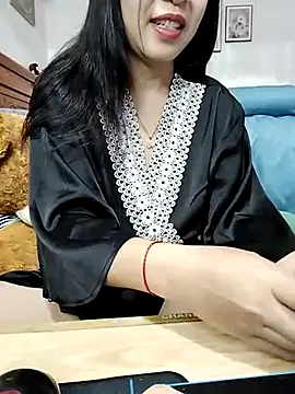 Snapshot of cream1299 chatting on 1, 3, 2025 cream1299 online show from 1, 3, 2025