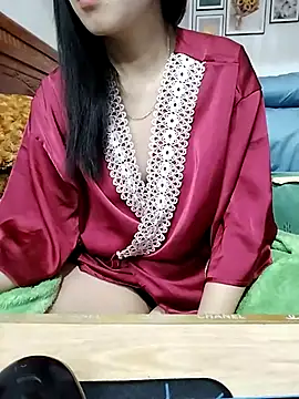 Snapshot of cream1299 chatting on 6, 3, 2025 cream1299 online show from 6, 3, 2025