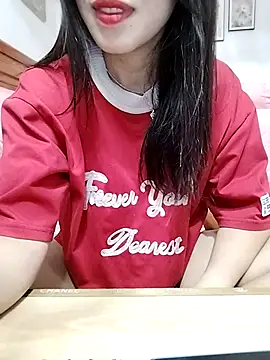 Snapshot of cream1299 chatting on 17, 9, 2025 cream1299 online show from 17, 9, 2025